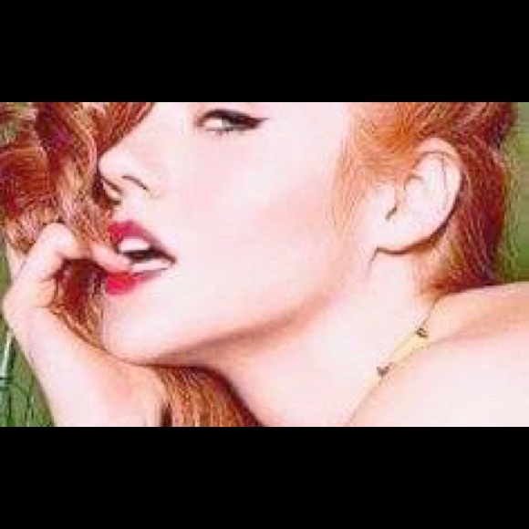 Meet your Posher, Andrea (Andy) - Picture 4 of 8